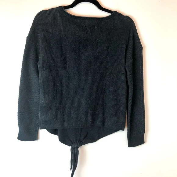 Lucky Brand | Gray Tie Front Ribbed Sweater - Picture 5 of 5